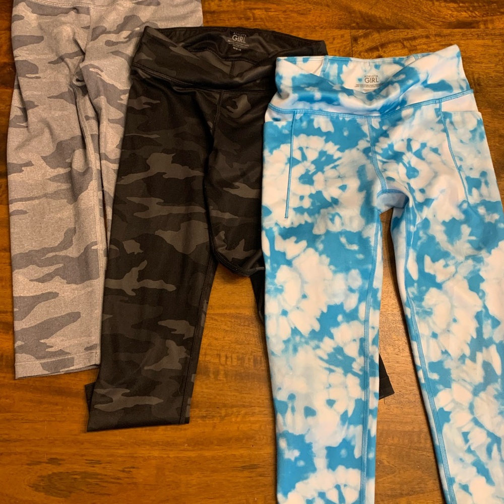 Athleta Capris - 3 pairs  like new. Size 8-10